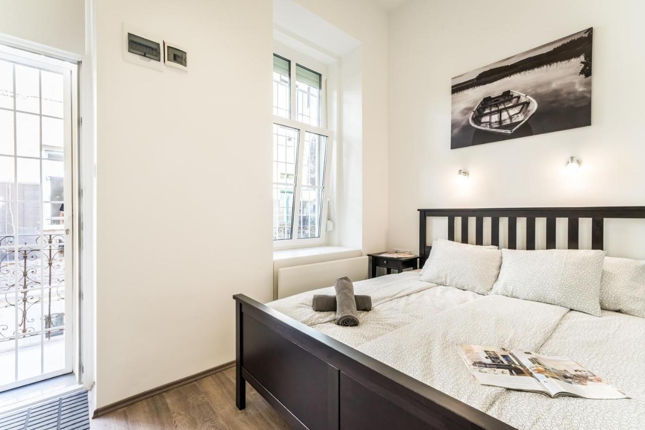 Cosy Studios In The Heart Of The City Budapest Exterior photo